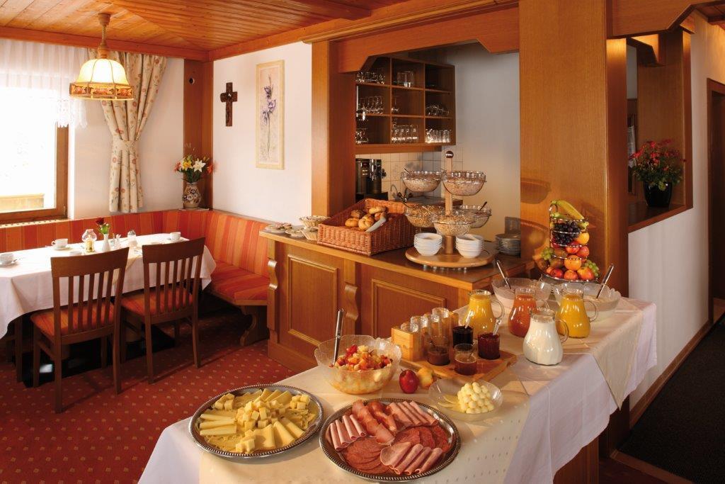 Hotel Sonnalpen Дамулс Екстериор снимка