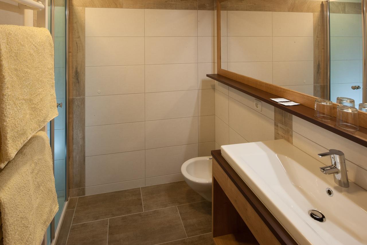 Hotel Sonnalpen Дамулс Екстериор снимка